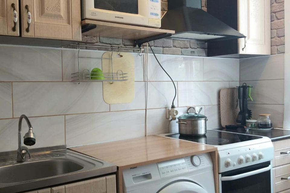 Продаётся 3-комнатная квартира, 56 м²