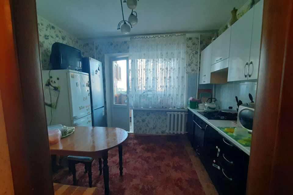 Продаётся 3-комнатная квартира, 70.3 м²