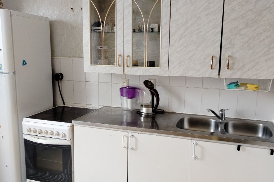 Продаётся 2-комнатная квартира, 55.6 м²