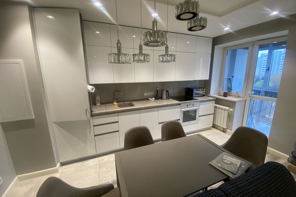 Сдаётся 1-комнатная квартира, 43 м²