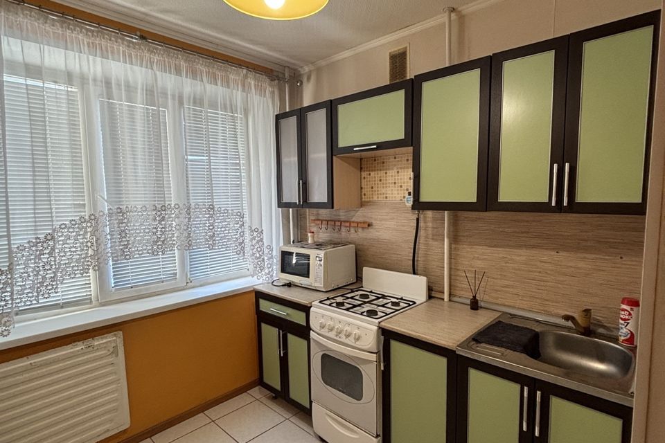 Сдаётся 1-комнатная квартира, 35 м²