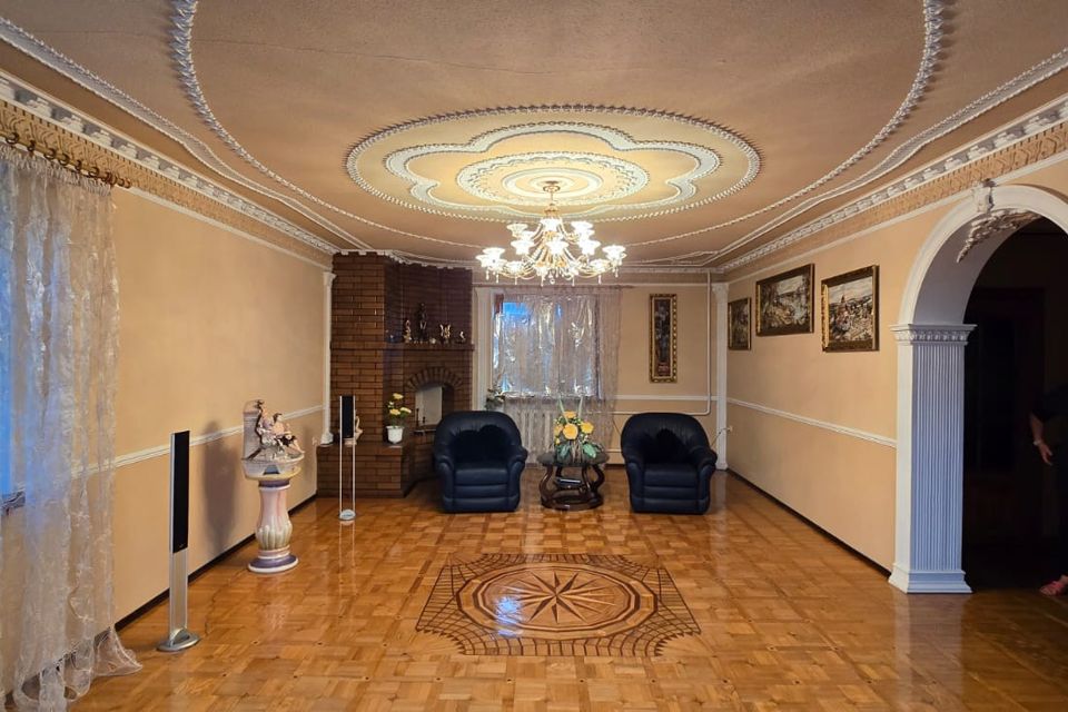 Продаётся 3-этажный дом, 224 м²