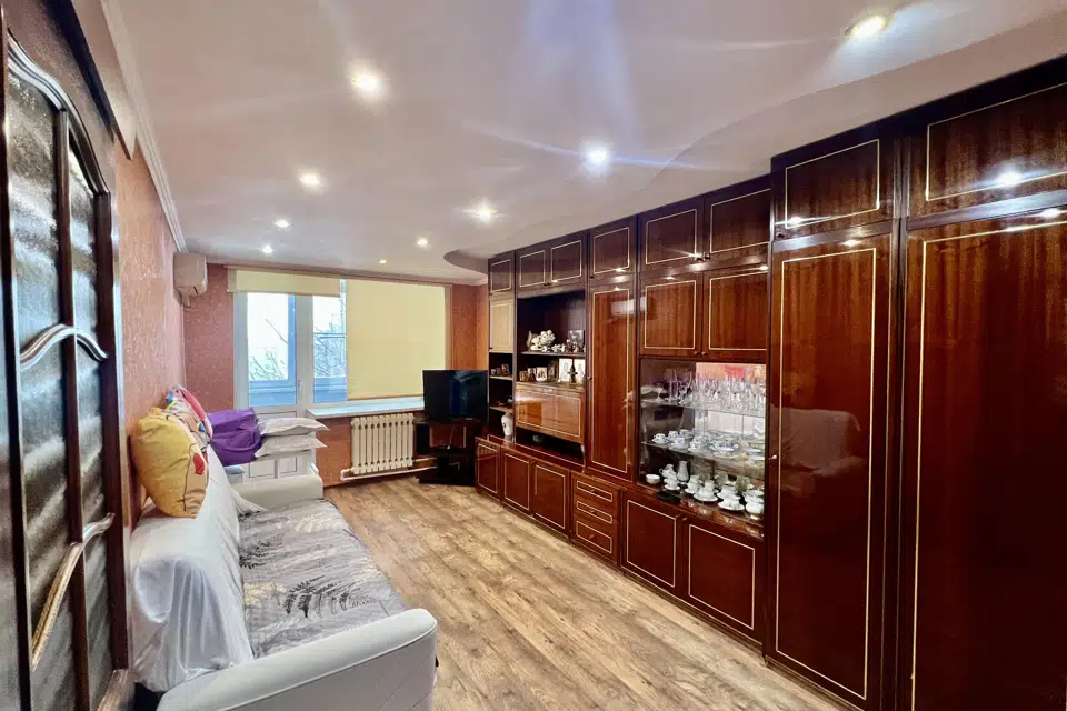 Продаётся 2-комнатная квартира, 43.7 м²