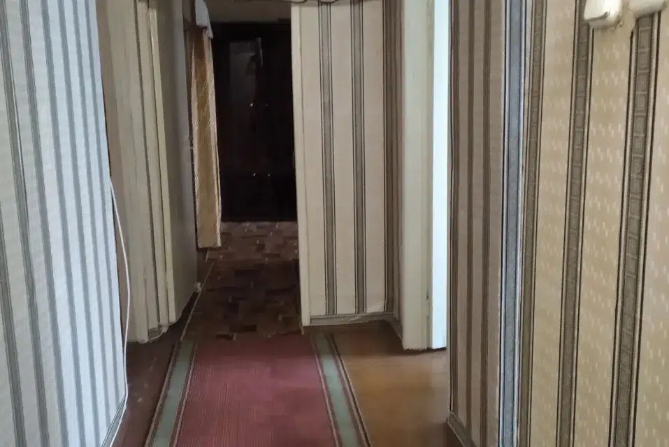 Продаётся 4-комнатная квартира, 65.9 м²