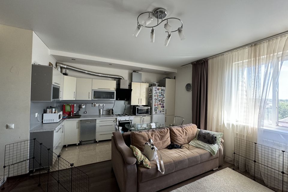 Продаётся 3-комнатная квартира, 73 м²