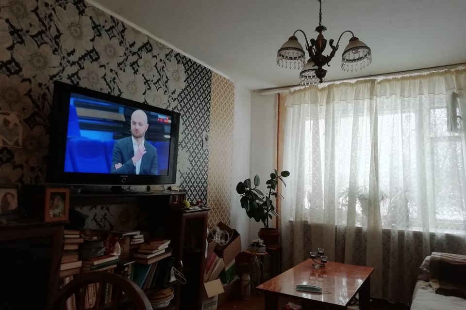 Продаётся 4-комнатная квартира, 79.4 м²