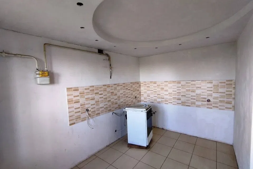 Продаётся 1-комнатная квартира, 42.8 м²