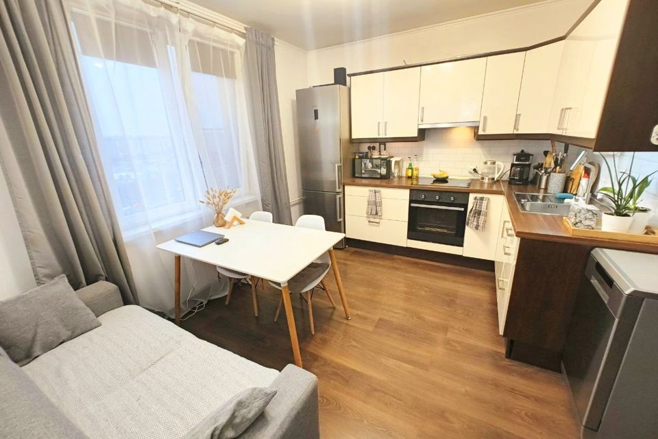Продаётся 1-комнатная квартира, 40.9 м²
