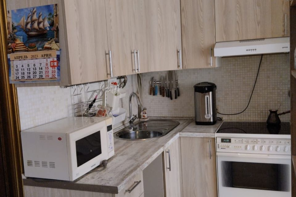 Продаётся 1-комнатная квартира, 58 м²