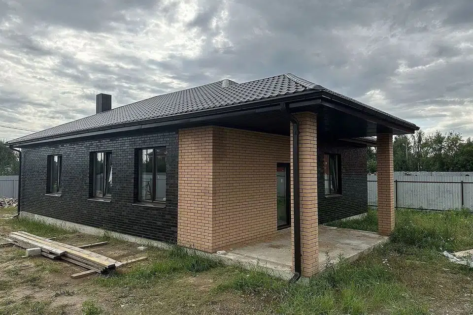 Продаётся 1-этажный дом, 105 м²