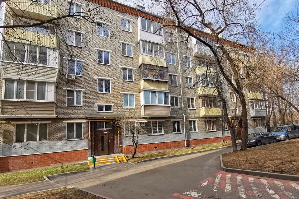 Продаётся 3-комнатная квартира, 53.6 м²