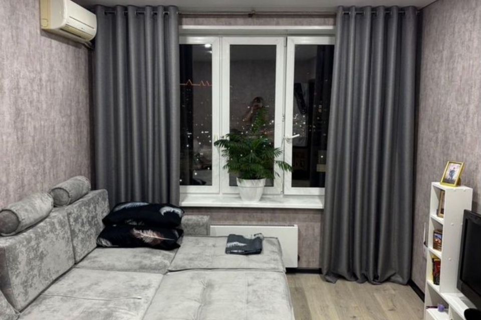 Продаётся 1-комнатная квартира, 36.8 м²