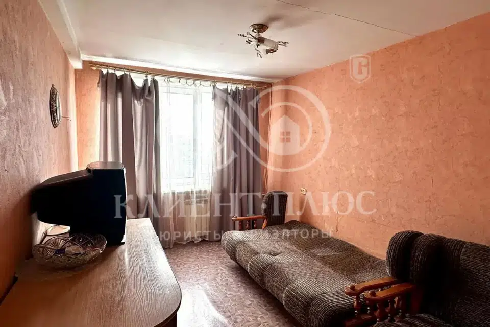 Продаётся 2-комнатная квартира, 42.2 м²