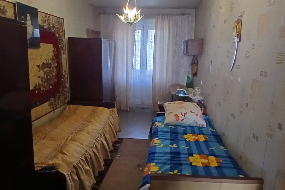 Продаётся 2-комнатная квартира, 42.8 м²