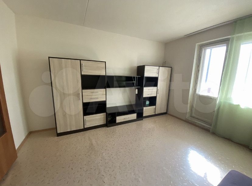 Продаётся 1-комнатная квартира, 42.8 м²