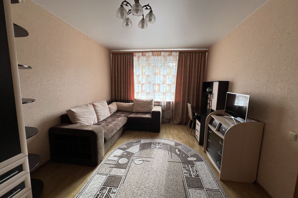 Продаётся 1-комнатная квартира, 38 м²