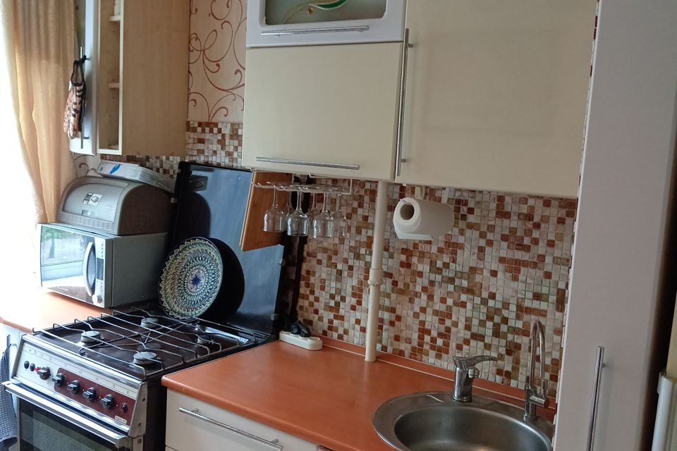 Продаётся 3-комнатная квартира, 63.4 м²