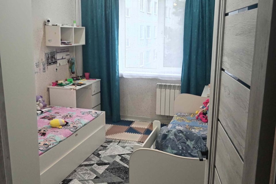 Продаётся 3-комнатная квартира, 65.4 м²