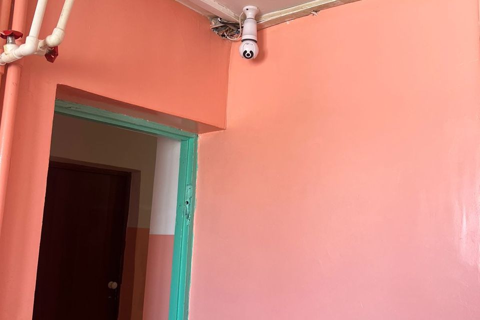 Продаётся комната в 1-комн. квартире, 12.8 м²