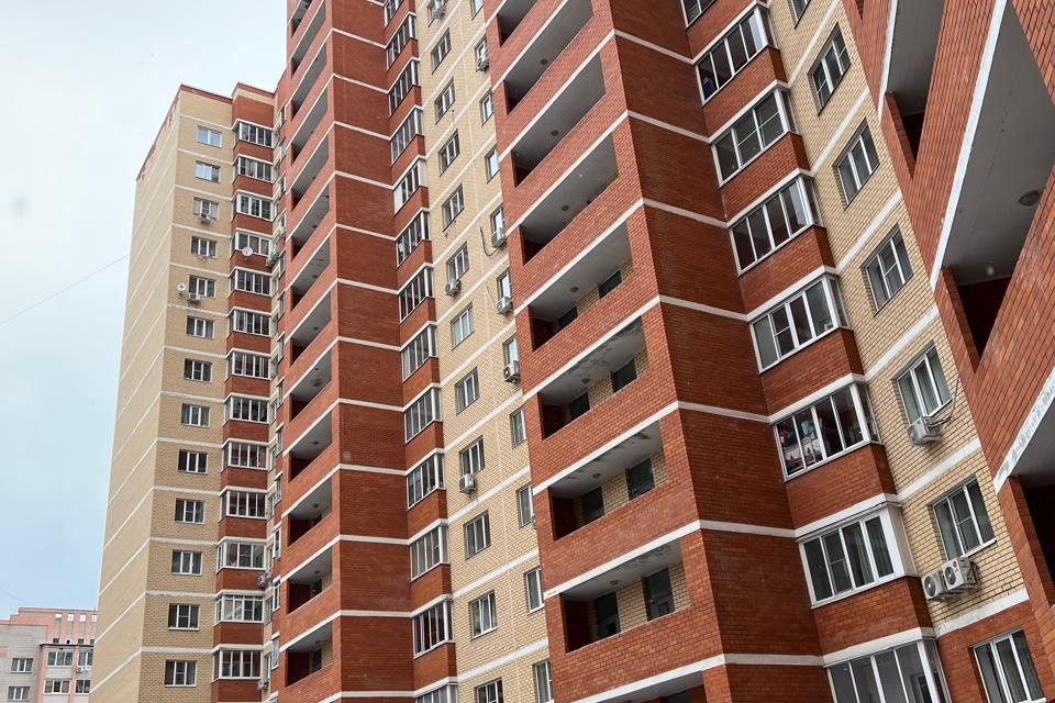 Продаётся 1-комнатная квартира, 38.6 м²