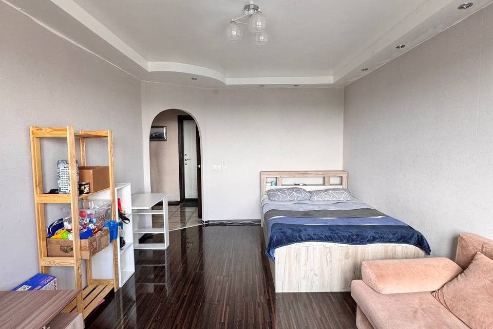Продаётся 1-комнатная квартира, 41.8 м²