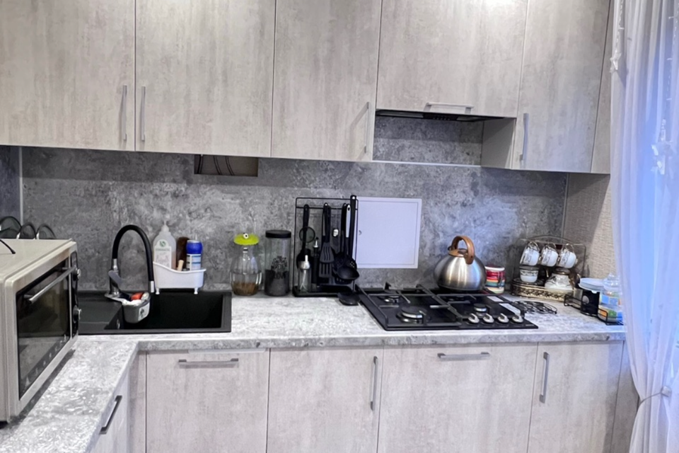 Продаётся 3-комнатная квартира, 70 м²
