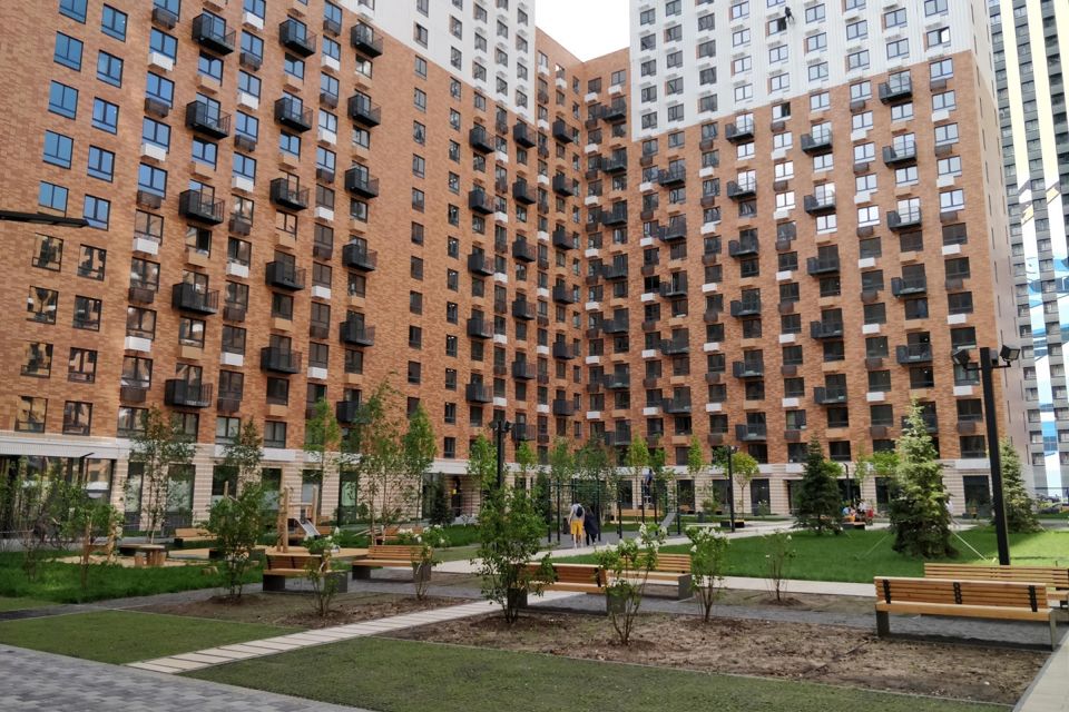 Продаётся 1-комнатная квартира, 42 м²