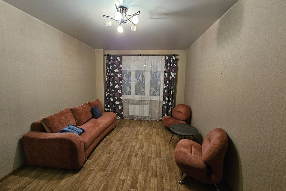 Продаётся 2-комнатная квартира, 65 м²