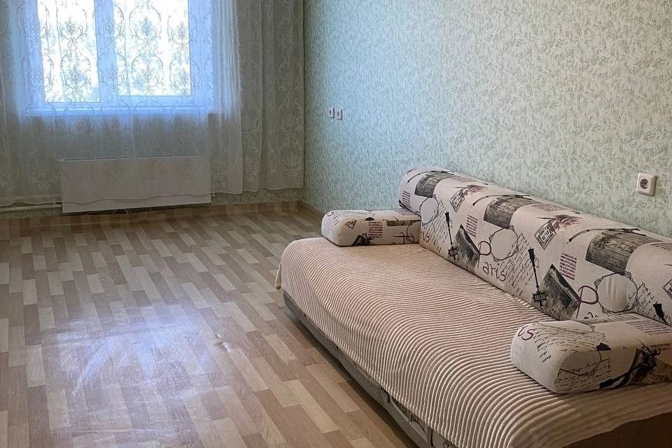 Продаётся 1-комнатная квартира, 38.2 м²