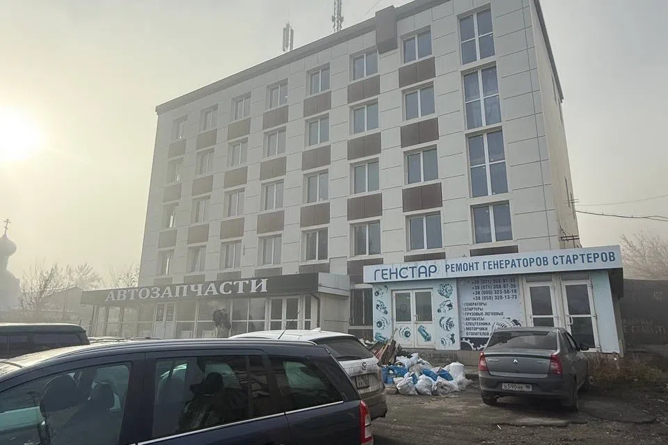 Сдаётся торговое помещение, 100 м²