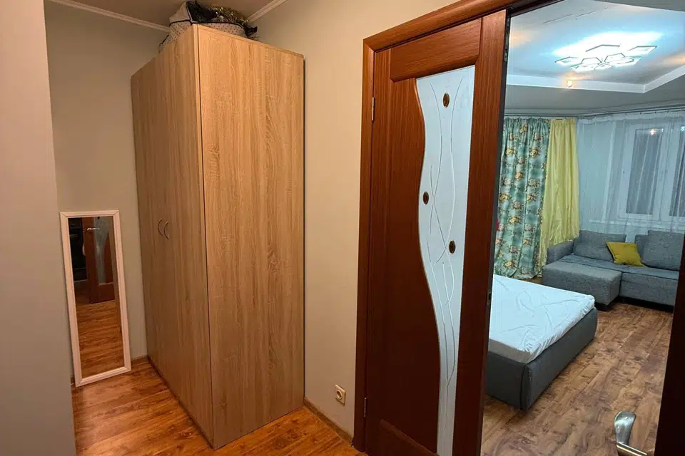 Продаётся 1-комнатная квартира, 41.9 м²
