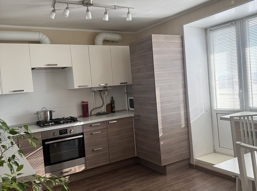 Продаётся 3-комнатная квартира, 95.2 м²