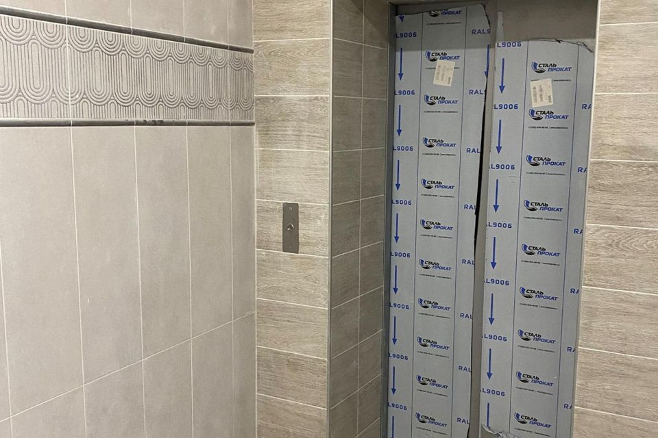 Продаётся 1-комнатная квартира, 42 м²