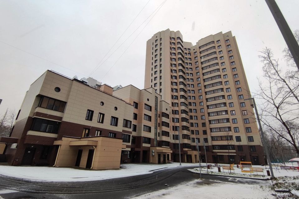 Продаётся 2-комнатная квартира, 73.2 м²