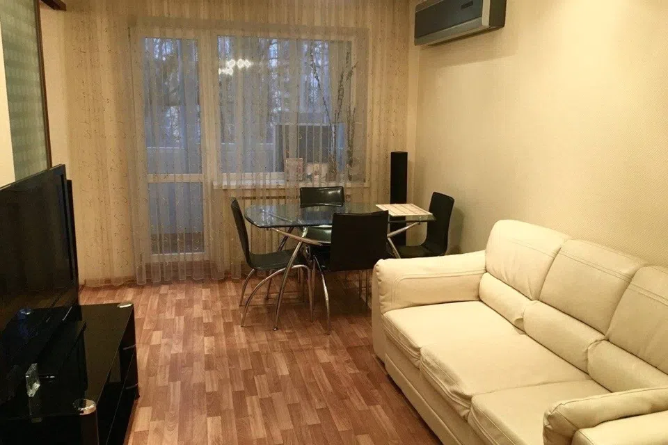 Продаётся 3-комнатная квартира, 60 м²