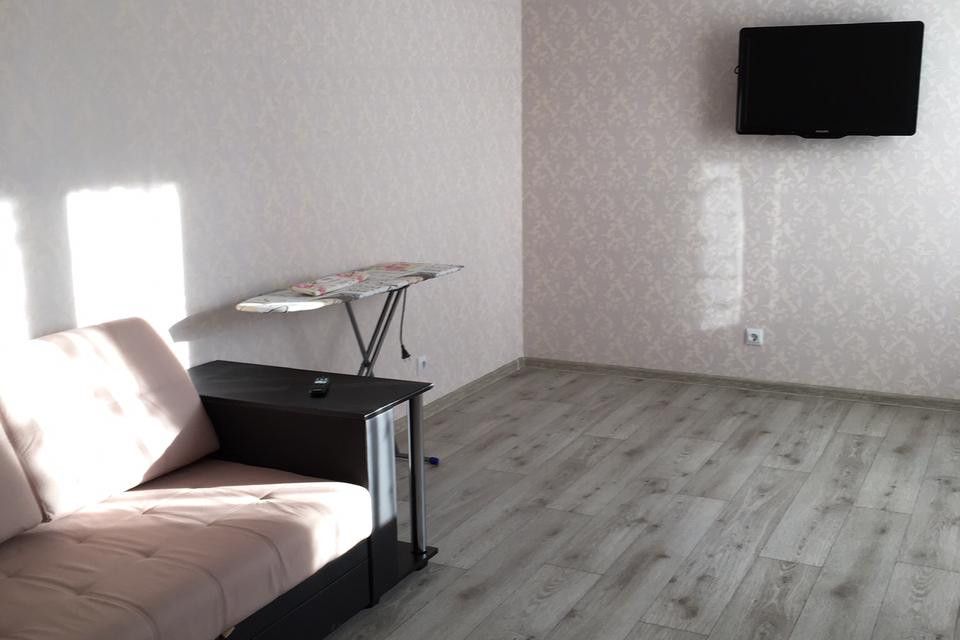 Сдаётся 2-комнатная квартира, 56 м²