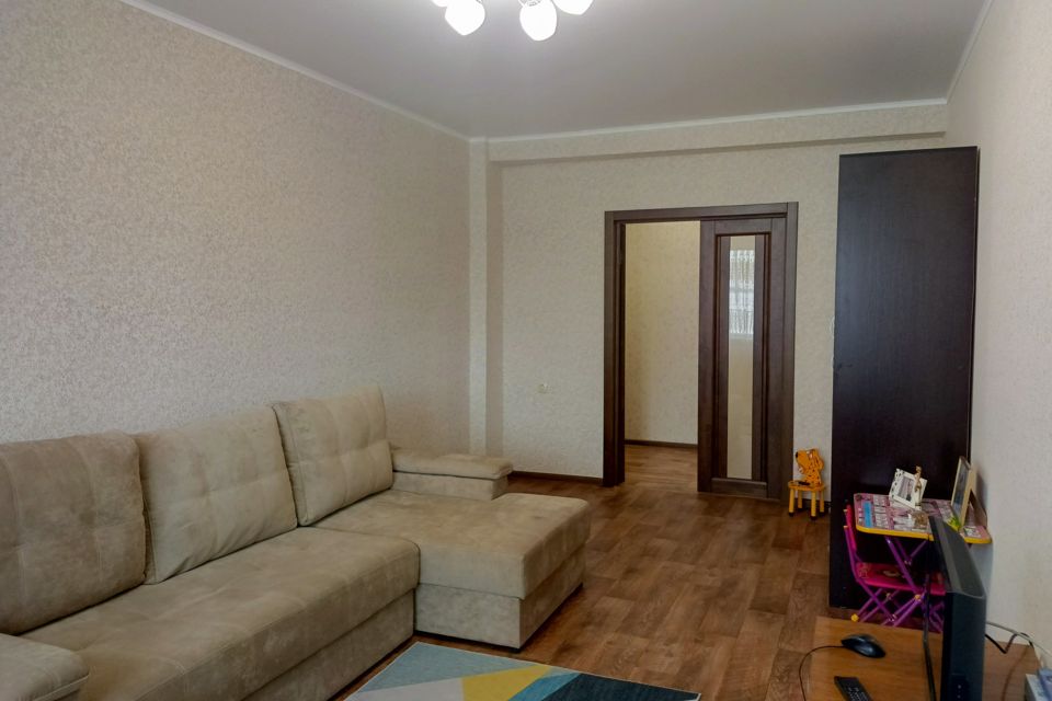 Продаётся 1-комнатная квартира, 50.1 м²