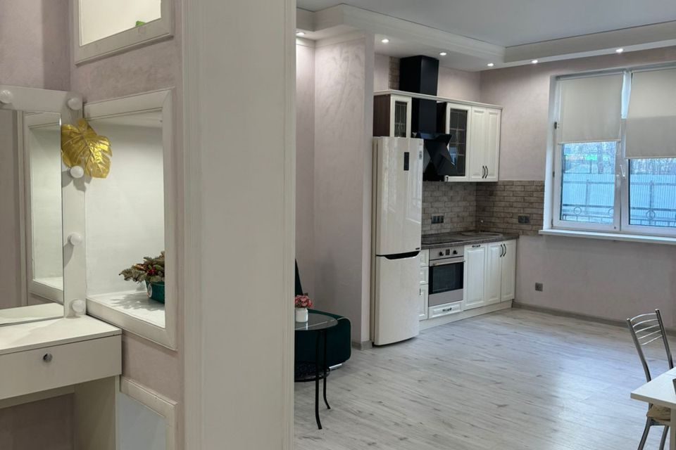 Продаётся 2-комнатная квартира, 63 м²