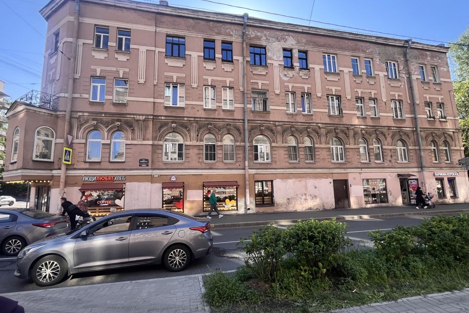 Продаётся комната в 5-комн. квартире, 11 м²