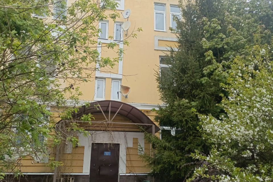 Продаётся 2-комнатная квартира, 63.6 м²