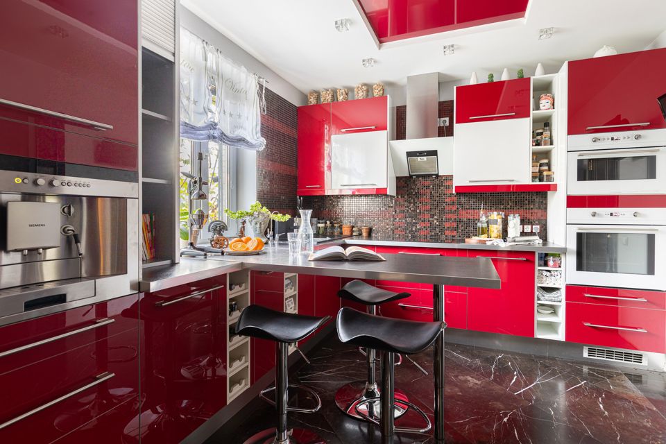 Продаётся 4-комнатная квартира, 100.2 м²