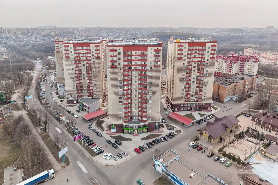 Продаётся 3-комнатная квартира, 80 м²