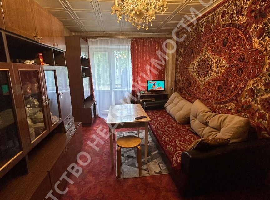 Продаётся 2-комнатная квартира, 43.8 м²