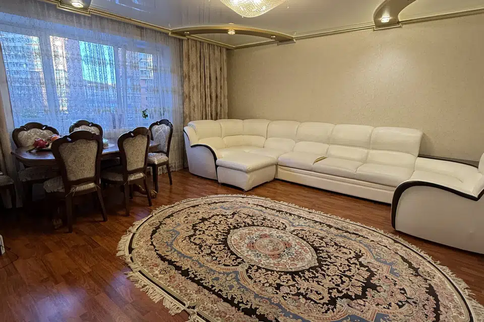 Продаётся 3-комнатная квартира, 81.3 м²