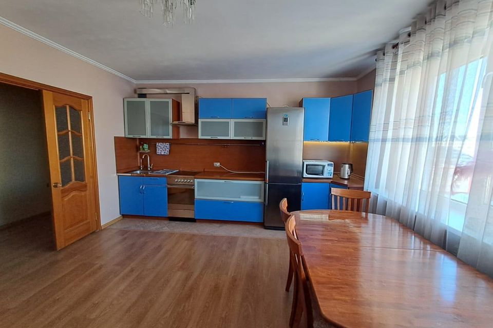 Продаётся 3-комнатная квартира, 65 м²