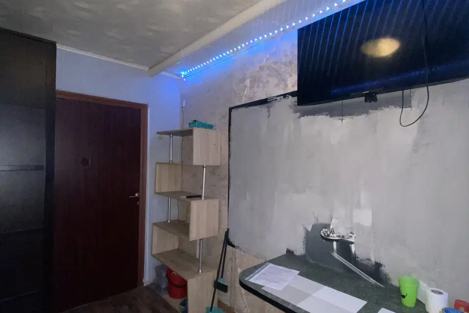Продаётся комната в 5-комн. квартире, 11.2 м²