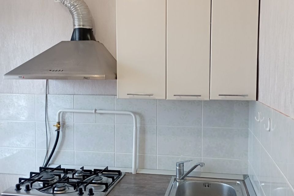 Продаётся 3-комнатная квартира, 58.6 м²