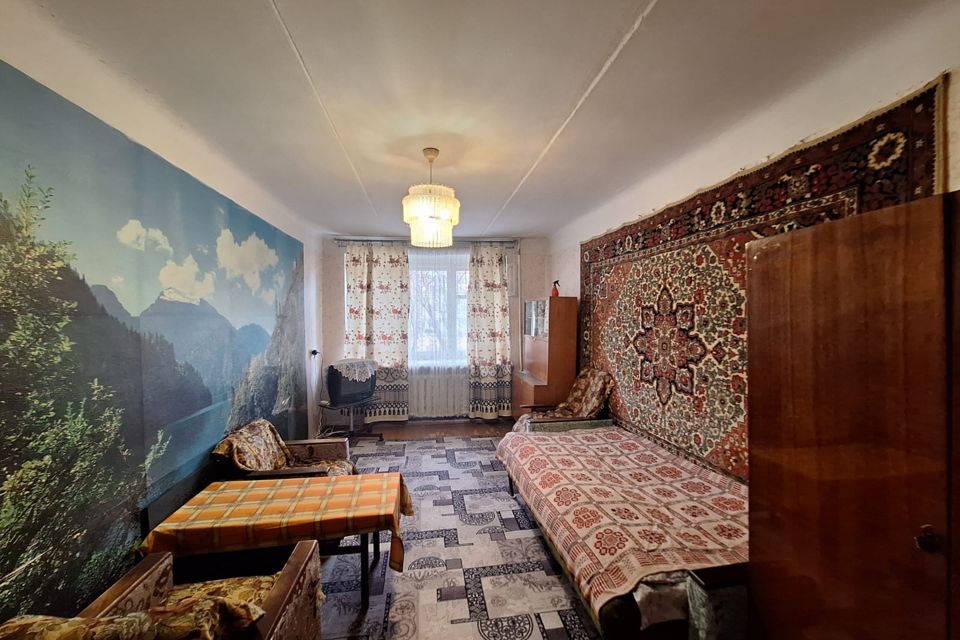 Продаётся 3-комнатная квартира, 58.5 м²