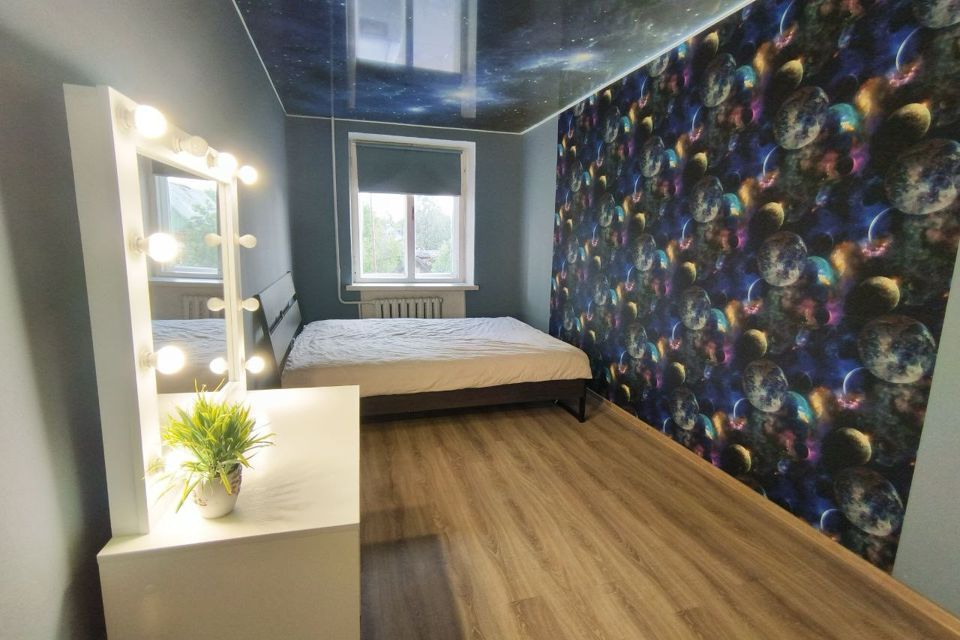 Продаётся 3-комнатная квартира, 57.9 м²