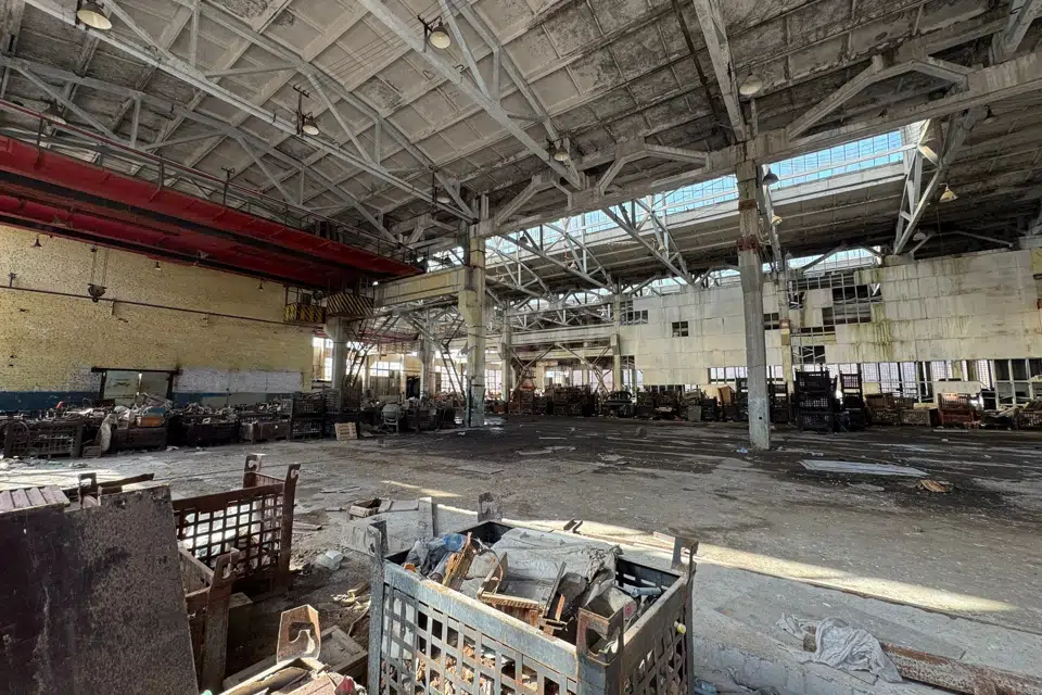 Продаётся помещение своб. назначения, 42630 м²